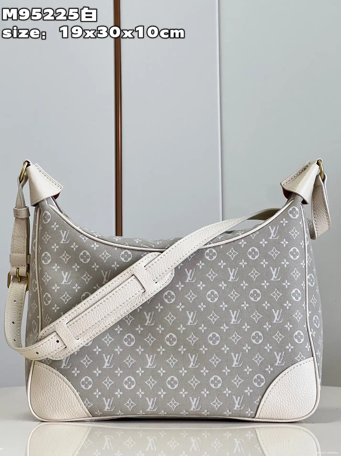 Official oldcobbler LOUIS VUITTON BOULOGNE 0520